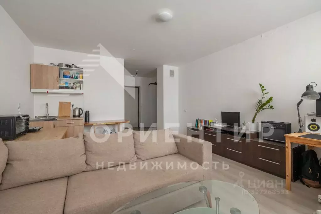 Студия Свердловская область, Екатеринбург ул. Чемпионов, 1 (29.0 м) - Фото 1