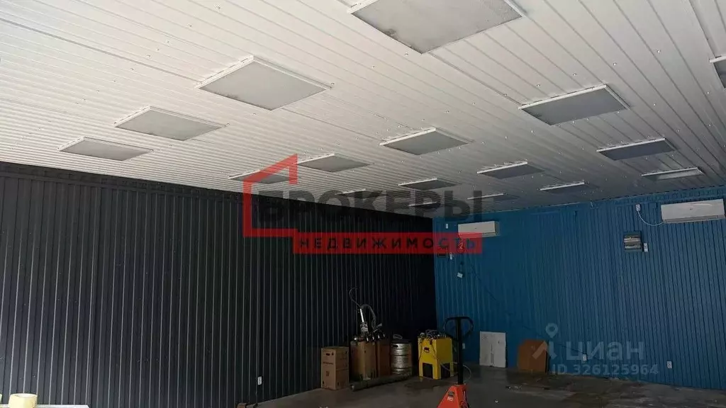 Помещение свободного назначения в Севастополь ул. Тарутинская, 36А (64 ... - Фото 2