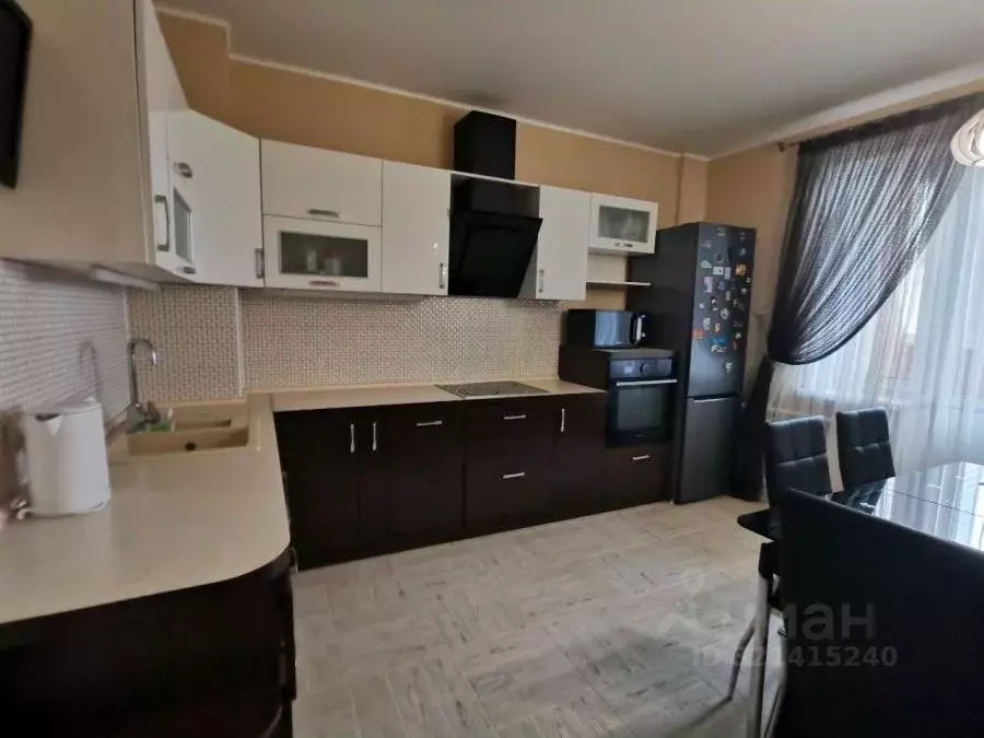 3-к кв. Воронежская область, Воронеж ул. Шукшина, 19 (85.0 м) - Фото 2