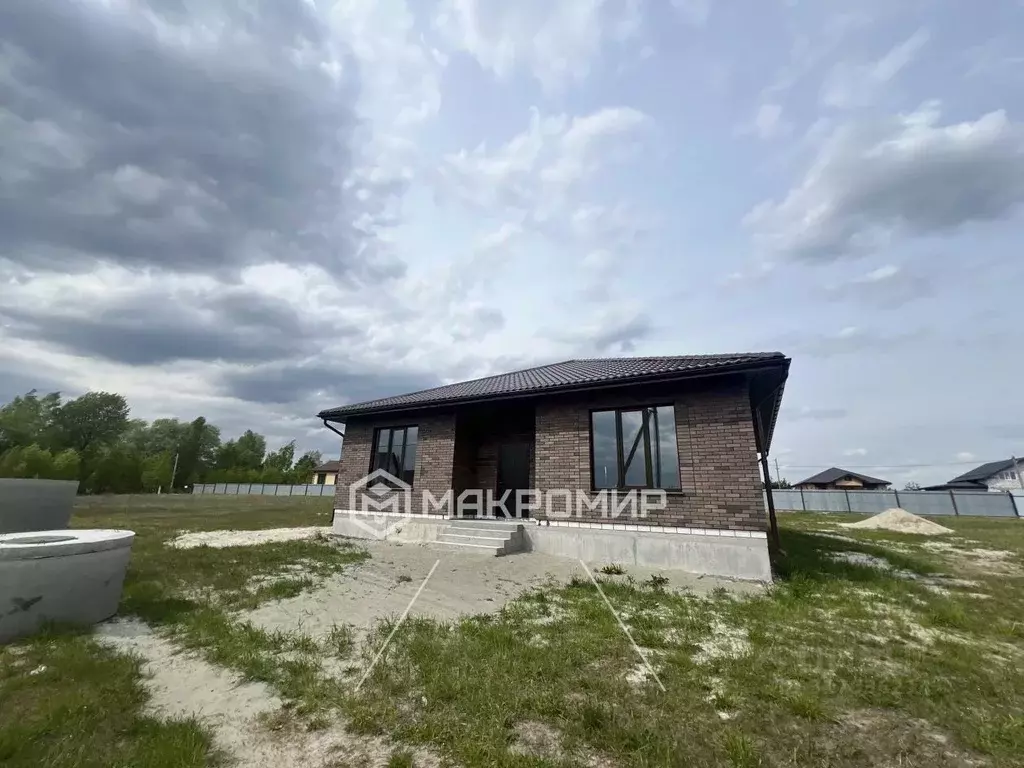 Дом в Брянская область, Брянский район, Новодарковичское с/пос, д. ... - Фото 0