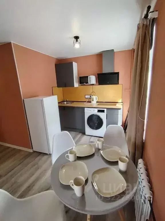 2-к кв. Мурманская область, Мурманск ул. Капитана Буркова, 27 (35.0 м) - Фото 0