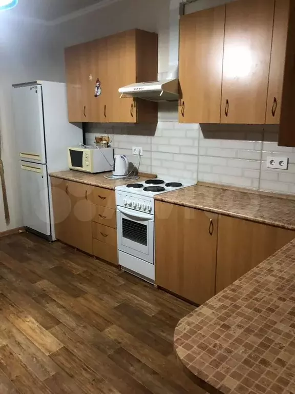 2-к. квартира, 65 м, 2/13 эт. - Фото 0