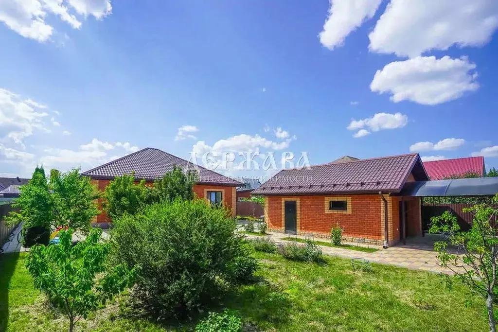 Дом в Белгородская область, Старый Оскол пер. 1-й Тружеников, 10 (150 ... - Фото 1