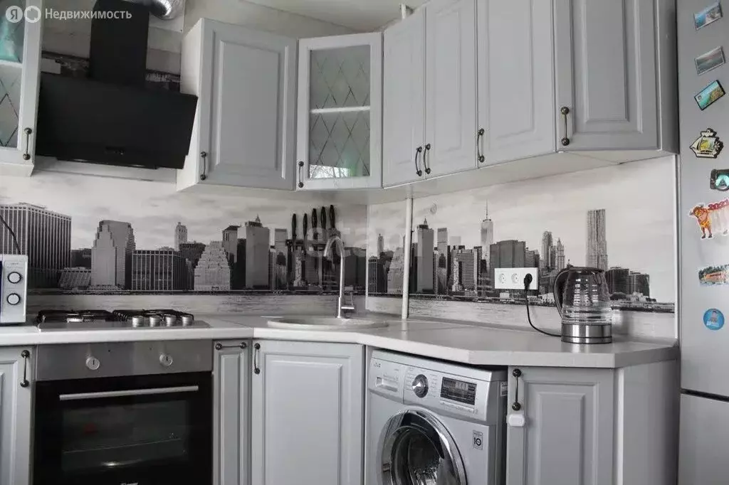 3-комнатная квартира: Калуга, Промежуточная улица, 10 (60.3 м) - Фото 1