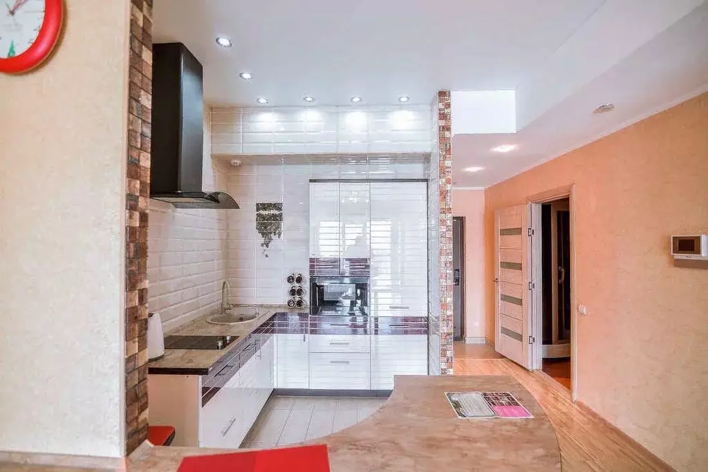 1-к кв. Сахалинская область, Южно-Сахалинск Коммунистический просп., ... - Фото 1