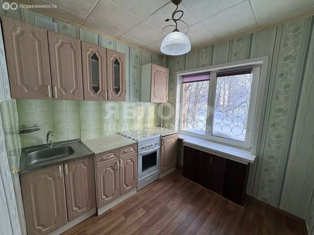 2-комнатная квартира: Березники, улица Ломоносова, 133 (43.3 м) - Фото 1