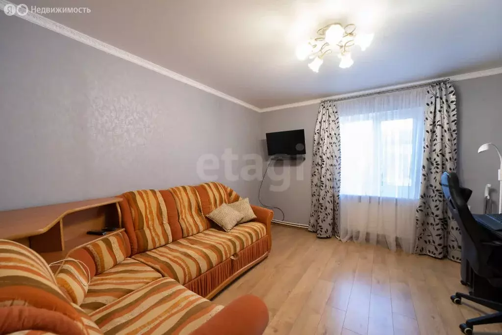 2-комнатная квартира: Калининград, улица Баженова, 32 (39 м) - Фото 1