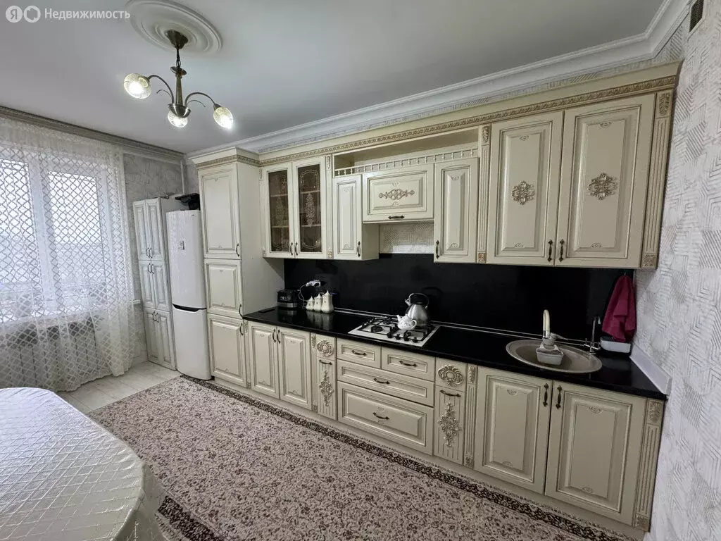 3-комнатная квартира: Дербент, Махачкалинская улица, 37 (86 м) - Фото 1
