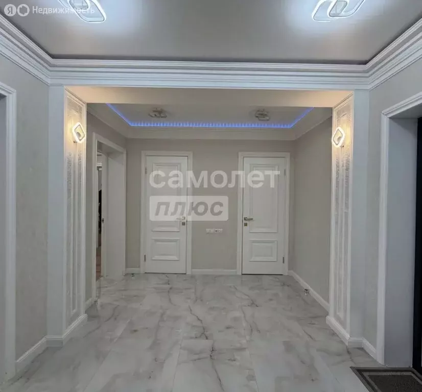 2-комнатная квартира: Каспийск, улица Камиля Гасанова, 8 (79.75 м) - Фото 2