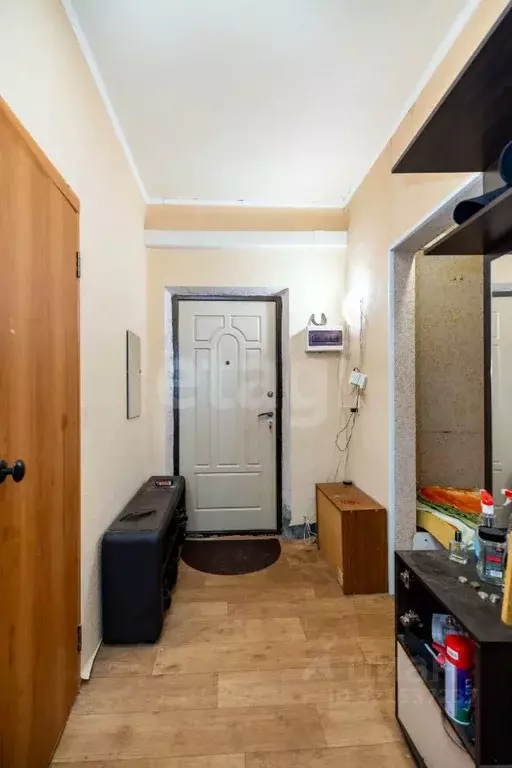 Студия Ханты-Мансийский АО, Сургут ул. Ивана Захарова, 10 (27.9 м) - Фото 0