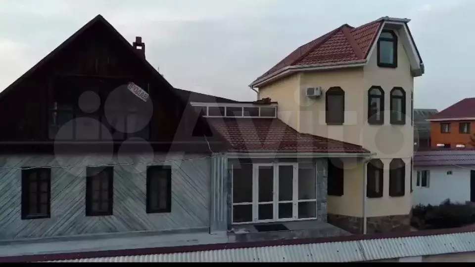 Дом 380 м на участке 7 сот. - Фото 0