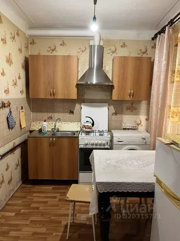 2-к кв. Саратовская область, Саратов ул. Имени Героя Советского Союза ... - Фото 0