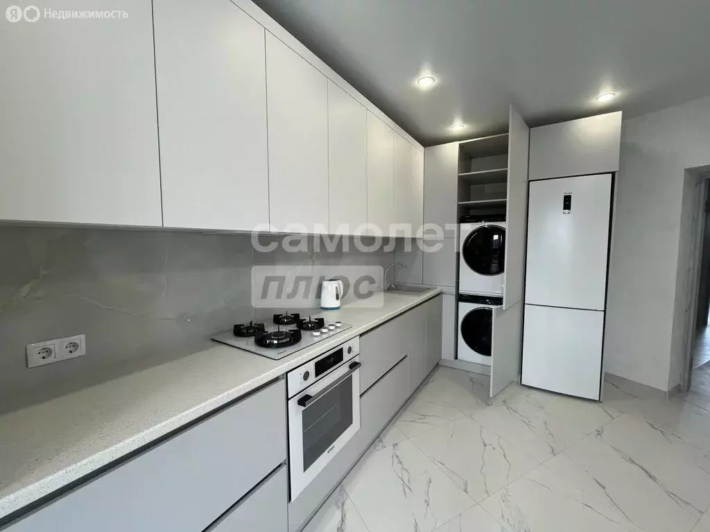 2-комнатная квартира: Йошкар-Ола, улица Кирова, 25 (81.22 м) - Фото 1