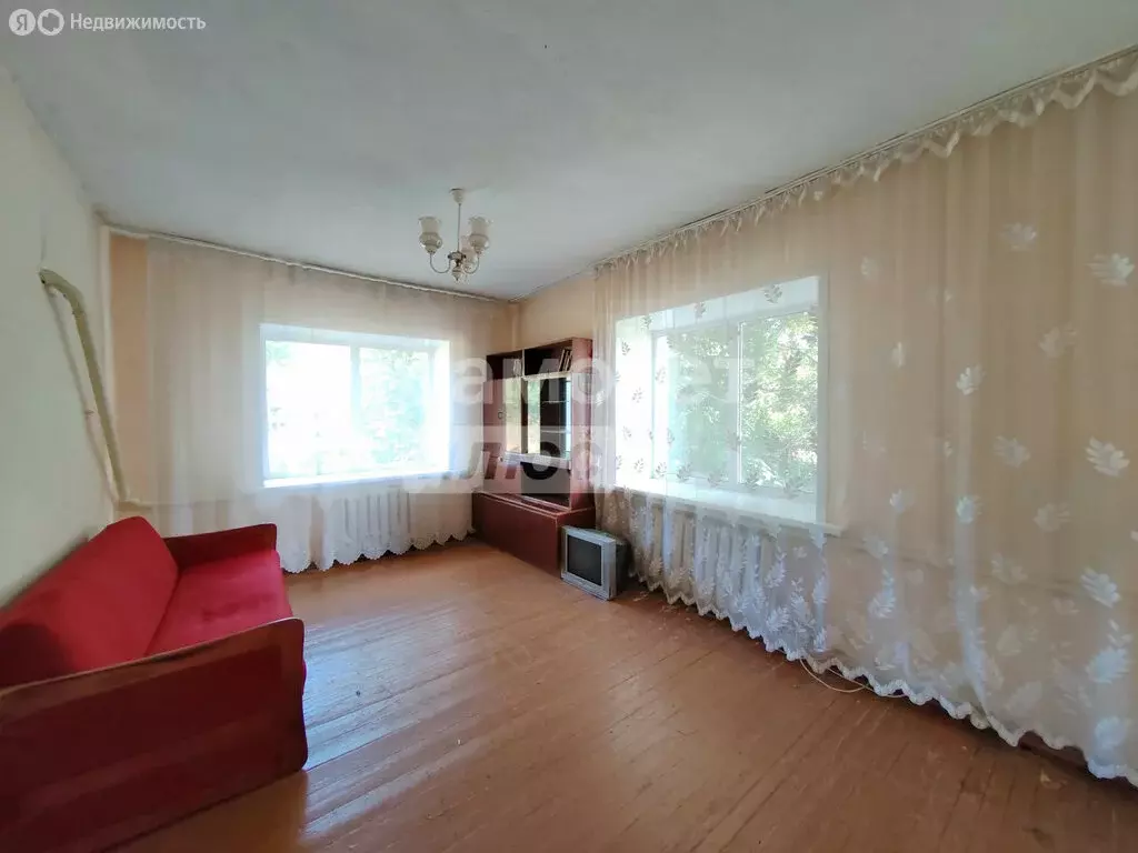 Дом в Кругло-Семенцы, Центральная улица (64.4 м) - Фото 1