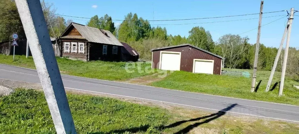 Гараж в Удмуртия, Кизнерский район, с. Бемыж Коммунальная ул. (125 м) - Фото 1