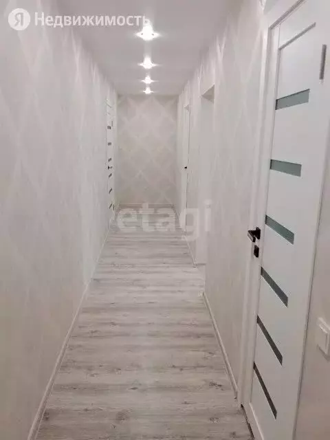 2-комнатная квартира: Воронеж, Беговая улица, 8/1 (58 м) - Фото 0