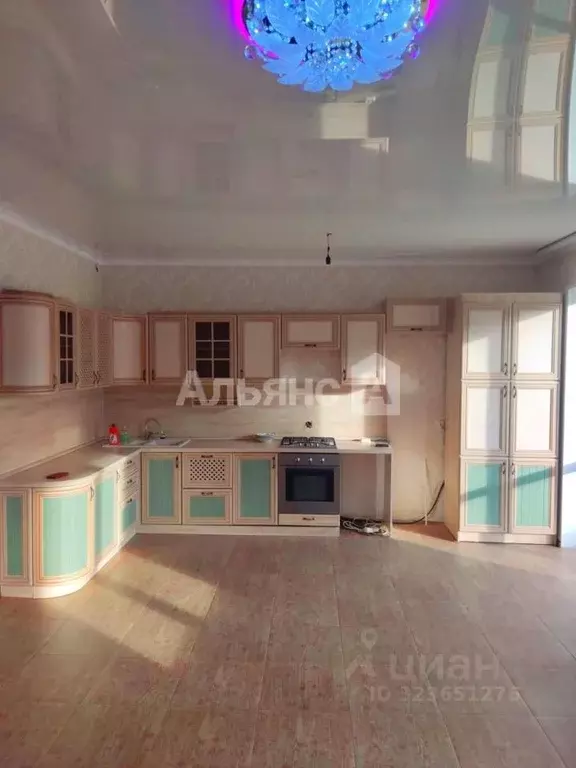 Дом в Ростовская область, Волгодонск В-Е кв-л, ул. Парусная (80 м) - Фото 1