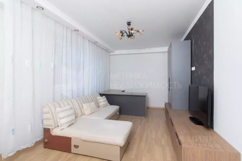 2-к кв. Тюменская область, Тюмень Харьковская ул., 59/5 (62.2 м) - Фото 1