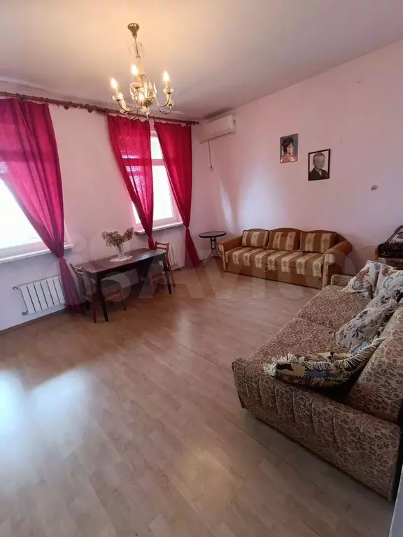 3-к. квартира, 100 м, 3/6 эт. - Фото 1