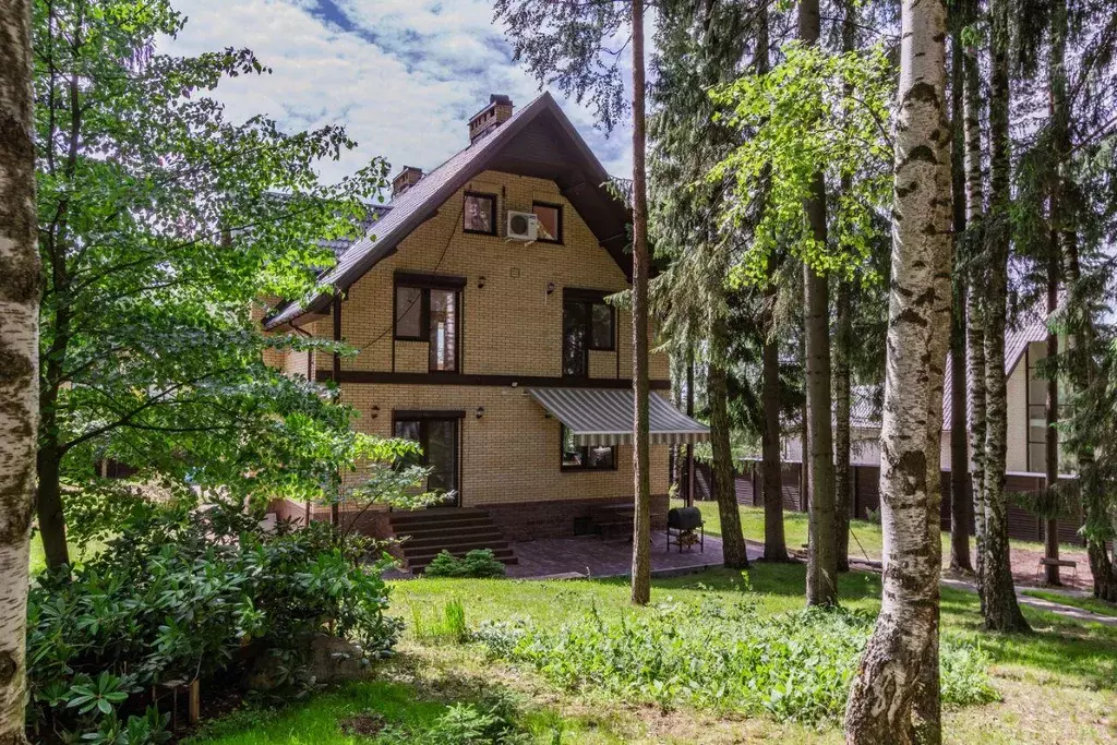 Дом, 349.4 м - Фото 1