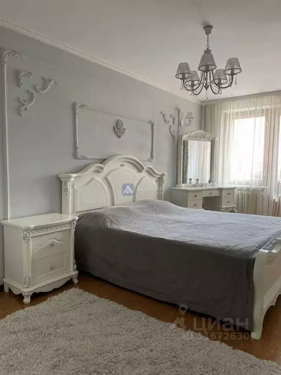 3-к кв. Тюменская область, Тюмень Ямская ул., 77к2 (101.7 м) - Фото 0