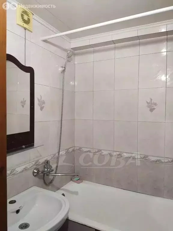 4-комнатная квартира: Дербент, улица 345-й Дагестанской Стрелковой ... - Фото 0