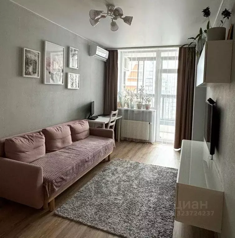 2-к кв. Свердловская область, Екатеринбург Уктус жилрайон, Светлый ... - Фото 1