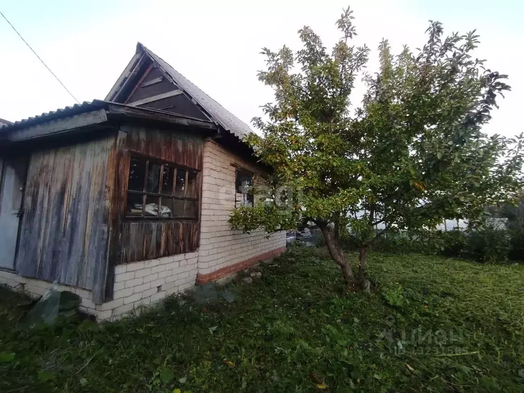 Дом в Челябинская область, Чебаркуль Металлург-3 СНТ,  (25 м) - Фото 0