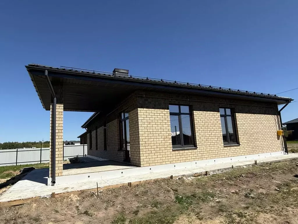 Дом в Татарстан, Лаишевский район, Большекабанское с/пос, с. Малые ... - Фото 2