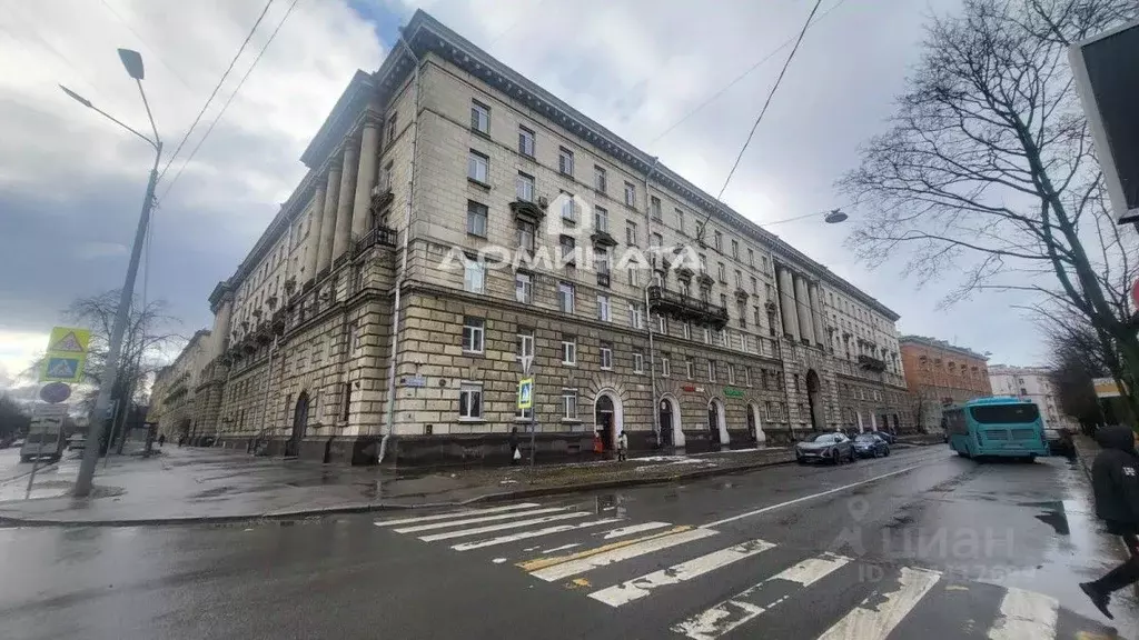Комната Санкт-Петербург ул. Маринеско, 9 (14.2 м) - Фото 1