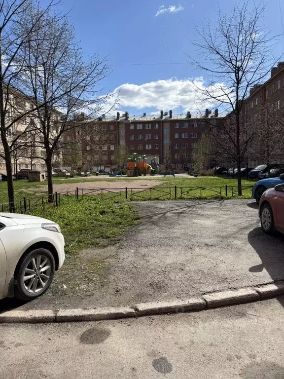 Комната Санкт-Петербург ул. Ткачей, 46 (22.8 м) - Фото 1