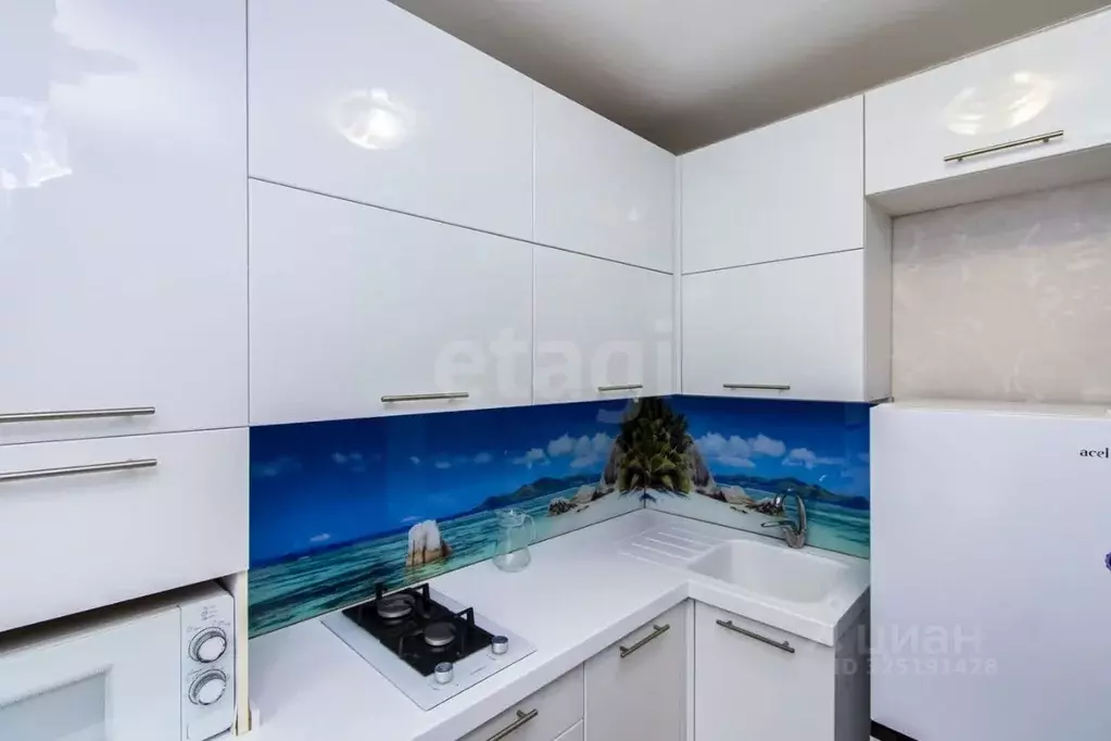 1-к кв. Тюменская область, Тюмень ул. Мельникайте, 99 (29.0 м) - Фото 2