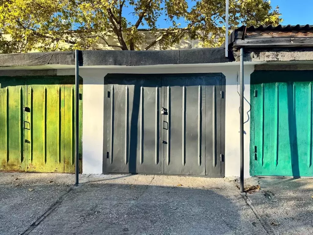 Гараж в Севастополь ул. Репина, 27 (27 м) - Фото 1