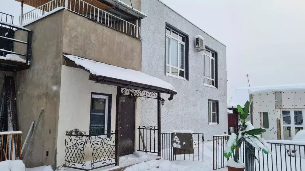 Дом в Иркутская область, Иркутск Кооператор СНТ, ул. 5-я, 20 (158 м) - Фото 0