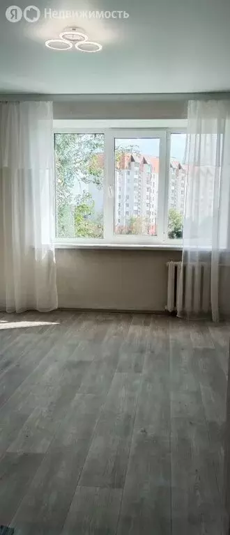 1-комнатная квартира: Энгельс, улица Менделеева, 1 (18 м) - Фото 1