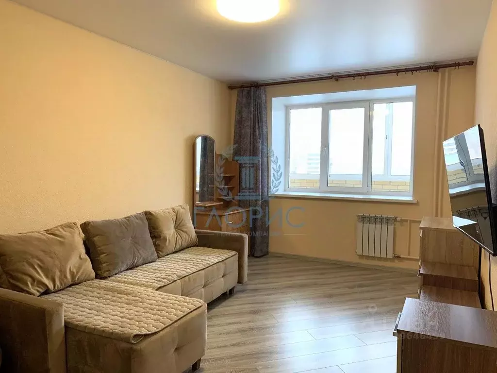 2-к кв. Хакасия, Абакан ул. Стофато, 5Г (65.4 м) - Фото 0