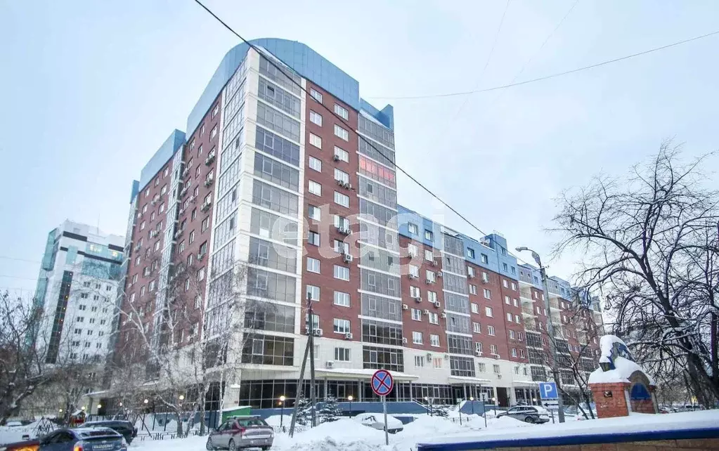 2-к кв. Тюменская область, Тюмень ул. Кузнецова, 15 (92.5 м) - Фото 1