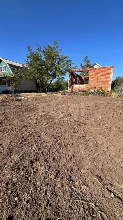 Дом в Саратовская область, Энгельсский район, Красноярское ... - Фото 1
