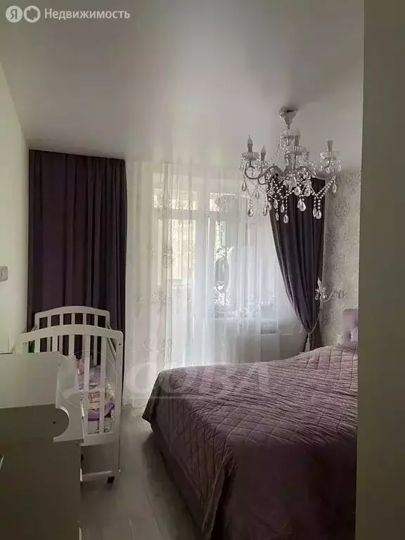 2-комнатная квартира: Тюмень, улица Тимофея Чаркова, 81 (54 м) - Фото 0