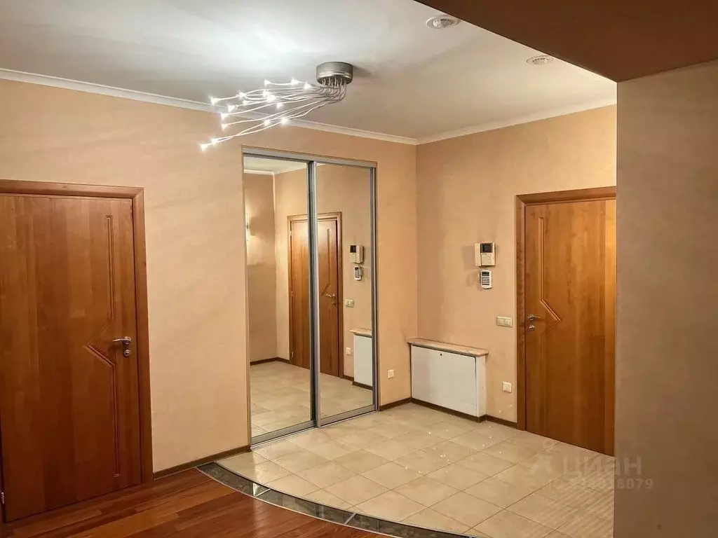4-к кв. Алтайский край, Барнаул ул. Папанинцев, 102/31 (179.0 м) - Фото 2