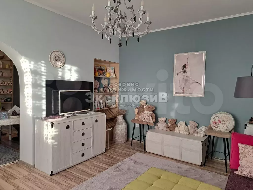 Дом 270 м на участке 10 сот. - Фото 0