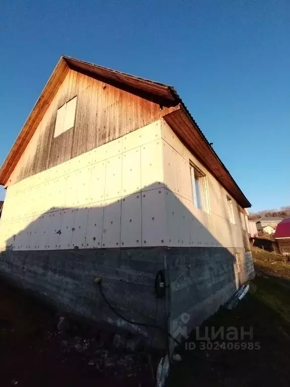 Дом в Алтай, Горно-Алтайск пер. Андрея Анохина (100 м) - Фото 0