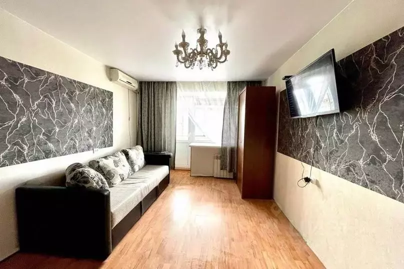 1-к кв. Хабаровский край, Хабаровск Амурский бул., 64 (35.0 м) - Фото 2