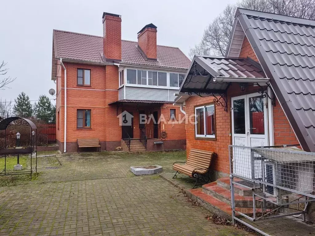 Дом в Калужская область, Калуга городской округ, д. Колюпаново ул. ... - Фото 1