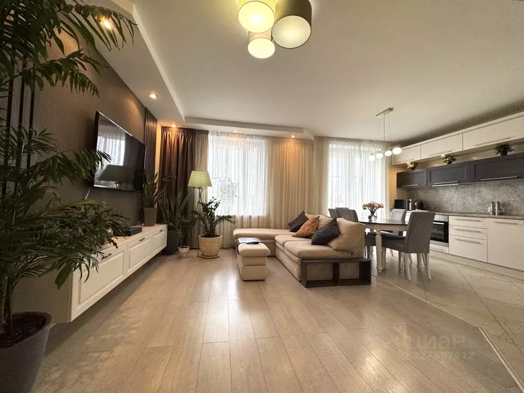 3-к кв. Санкт-Петербург ул. Маршала Тухачевского, 13 (98.0 м) - Фото 1