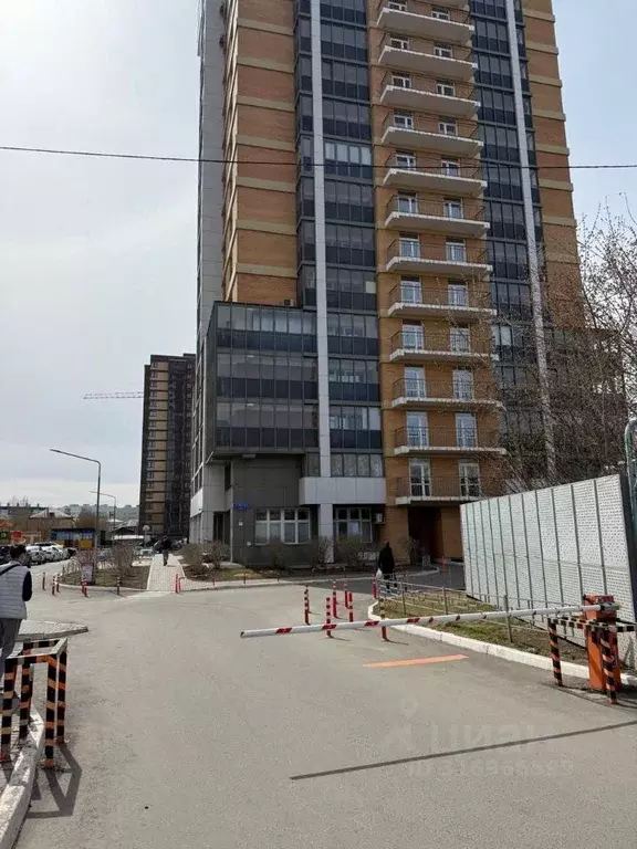 2-к кв. Красноярский край, Красноярск Взлетная ул., 7А (58.0 м) - Фото 1
