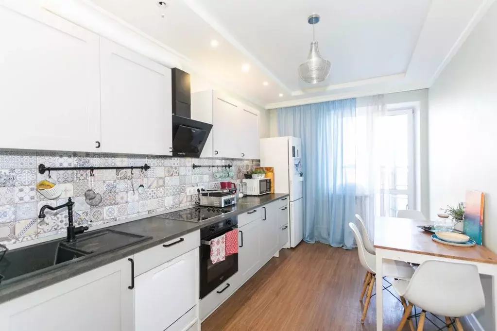 3-к кв. Новосибирская область, Новосибирск ул. Сибиряков-Гвардейцев, ... - Фото 2