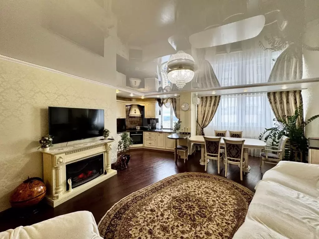 5-к кв. Самарская область, Самара Молодежная ул., 18 (120.0 м) - Фото 1