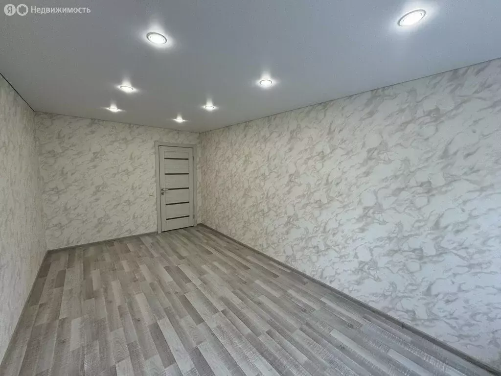 2-комнатная квартира: Энгельс, Минская улица, 50 (45 м) - Фото 1