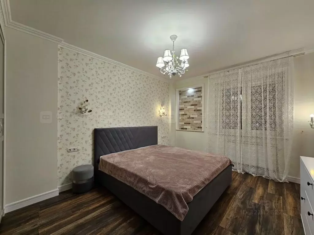 3-к кв. Татарстан, Казань просп. Победы, 139к2 (82.0 м) - Фото 0